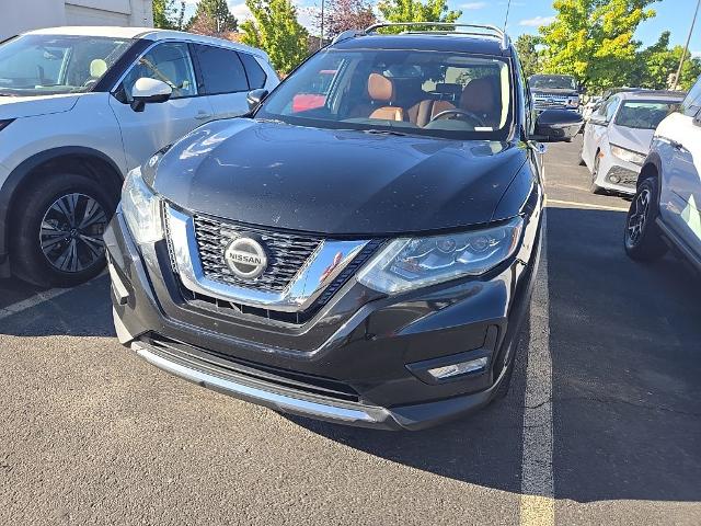 2018 Nissan Rogue SL photo 2