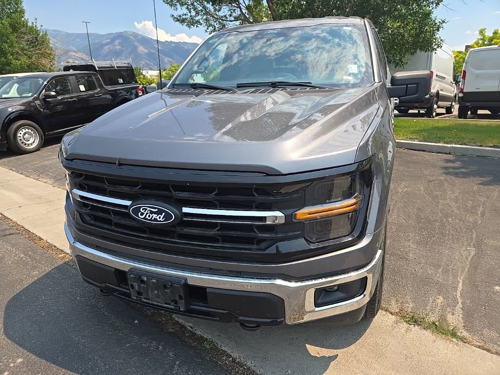 2024 Ford F-150 XLT photo 2