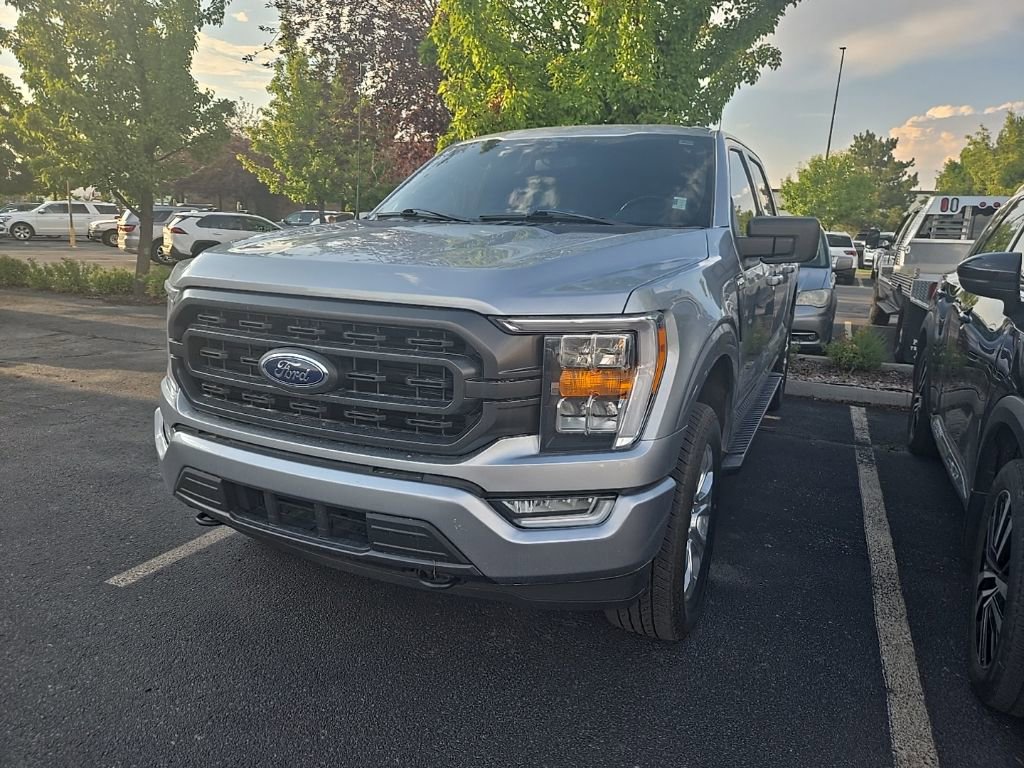 2022 Ford F-150 XLT photo 3