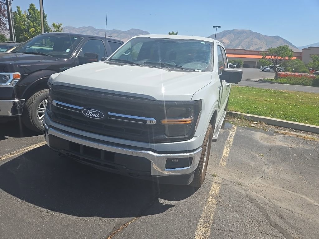2024 Ford F-150 XLT photo 3
