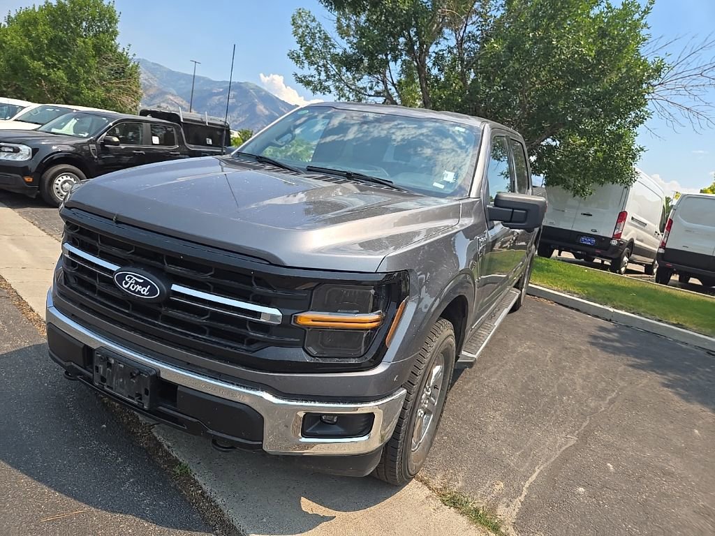 2024 Ford F-150 XLT photo 3