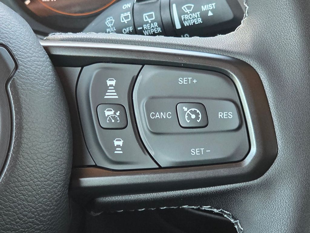 2025 Jeep Wrangler 4-Door Willys - Photo 17