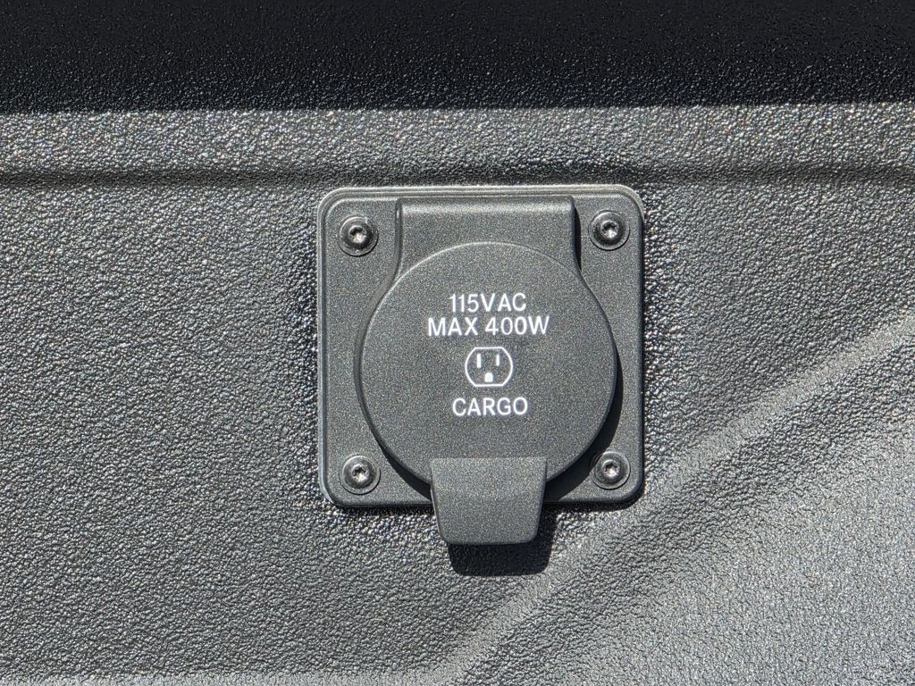 2025 RAM 3500 Laramie - Photo 34