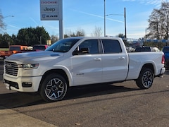 2026 Ram 1500 LARAMIE CREW CAB 4X4 6'4 BOX Pickup