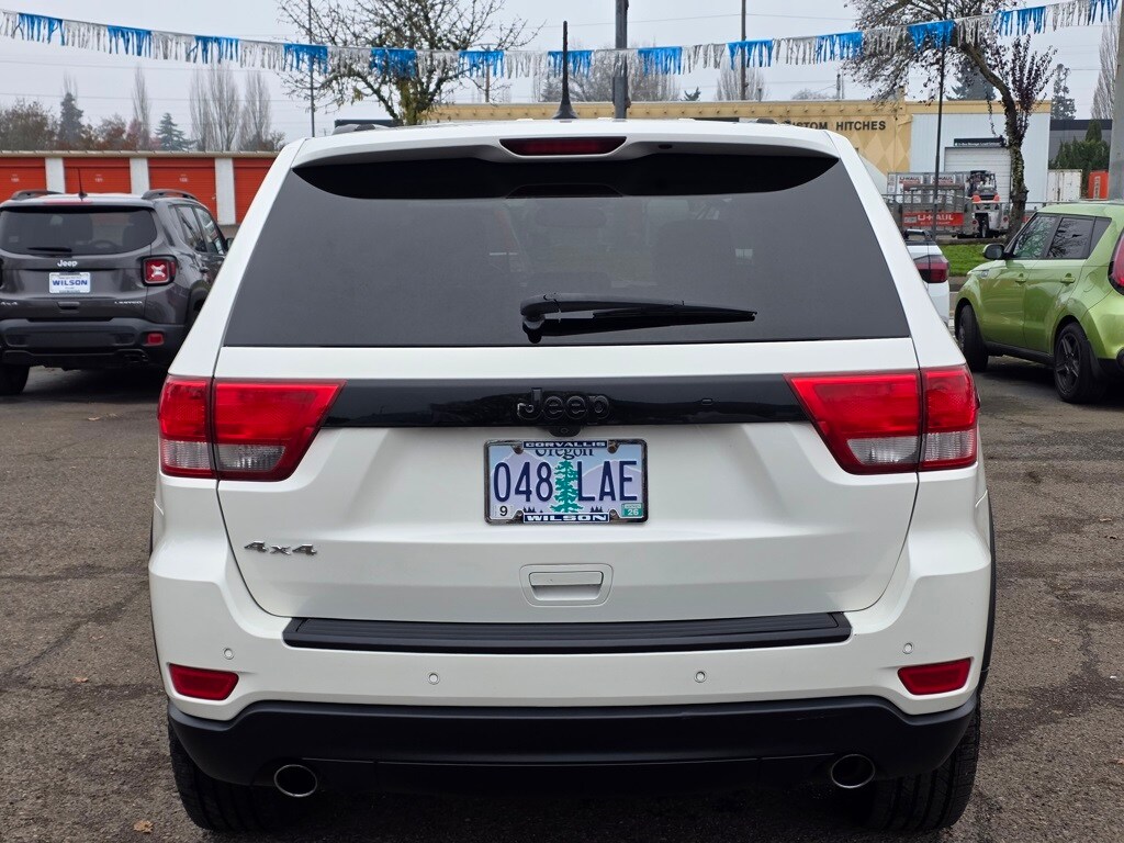 2012 Jeep Grand Cherokee Laredo photo 4