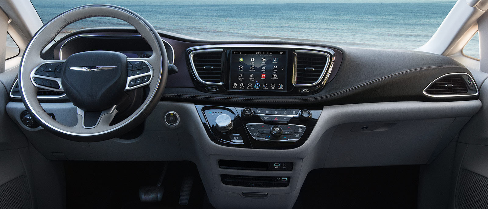 2017 Chrysler Pacifica Interior Uconnect 4G LTE