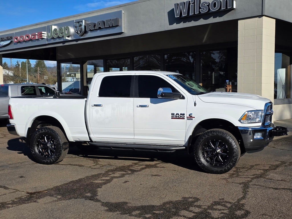 Used 2018 RAM Ram 2500 Pickup Laramie with VIN 3C6UR5FL6JG208992 for sale in Corvallis, OR