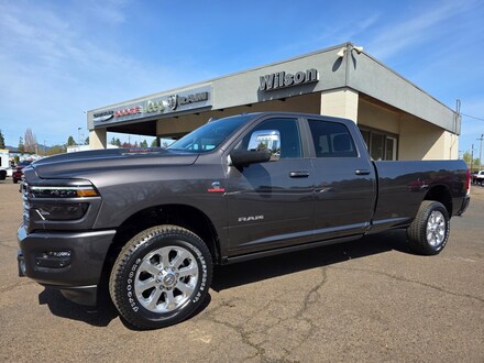 2025 Ram 3500 LARAMIE CREW CAB 4X4 8' BOX Pickup