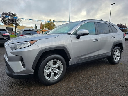 2020 Toyota RAV4 XLE SUV