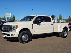 2017 Ford F-350SD Platinum Truck
