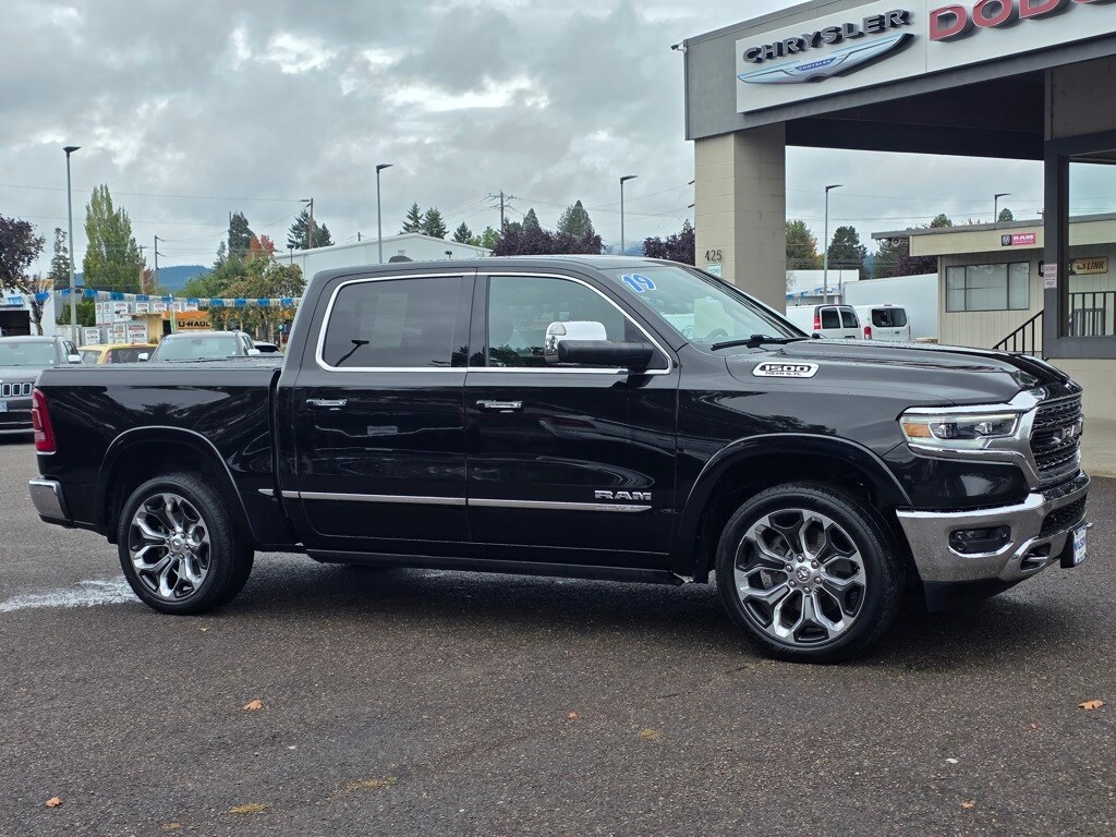 2019 Ram 1500 Limited photo 2