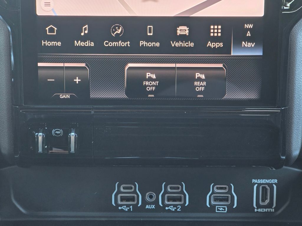2026 RAM 1500 Laramie - Photo 16