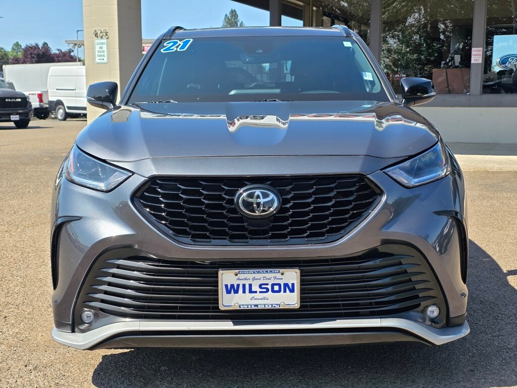 2021 Toyota Highlander XSE photo 3