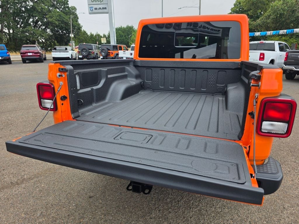 2025 Jeep Gladiator Sport S - Photo 28