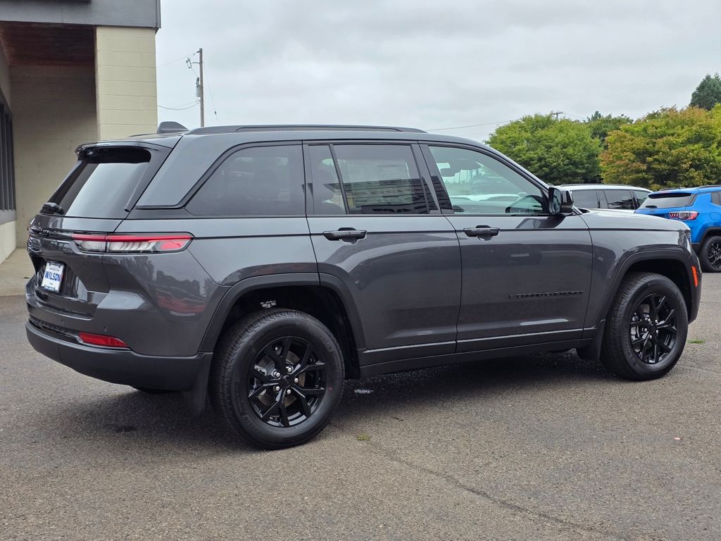 2025 Jeep Grand Cherokee Altitude - Photo 31
