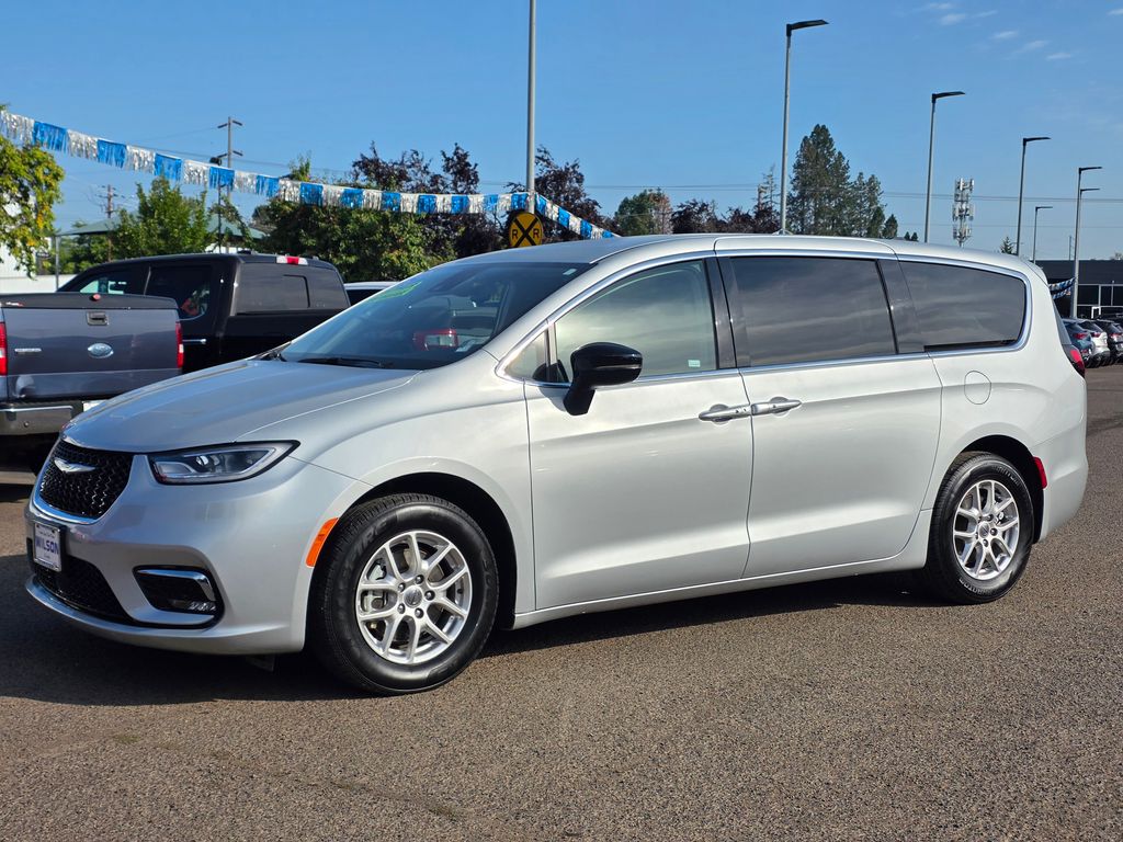 2024 Chrysler Pacifica