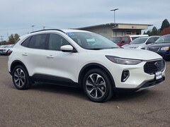 2023 Ford Escape Hybrid Platinum SUV