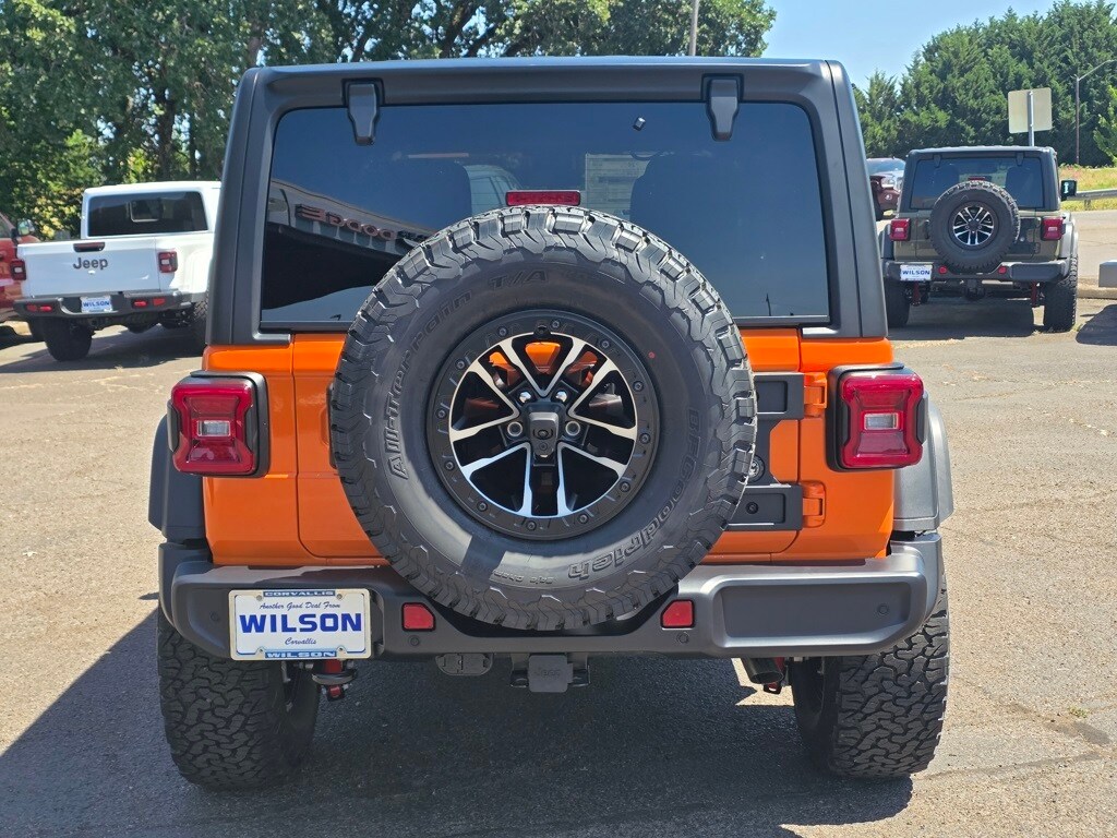 2025 Jeep Wrangler Willys photo 4