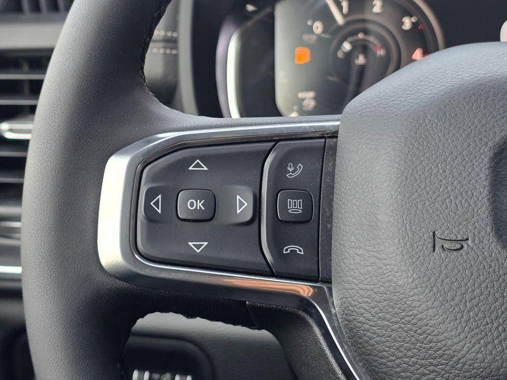 2025 RAM 3500 Laramie - Photo 20