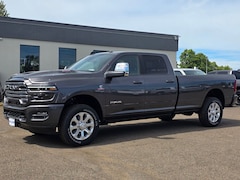 2026 Ram 3500 LARAMIE CREW CAB 4X4 8' BOX Pickup