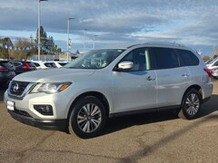 2018 Nissan Pathfinder SV SUV