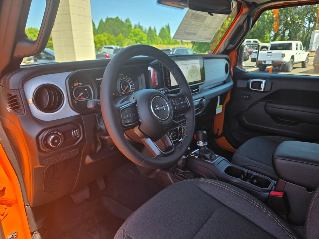 2025 Jeep Wrangler 4-Door Willys - Photo 18