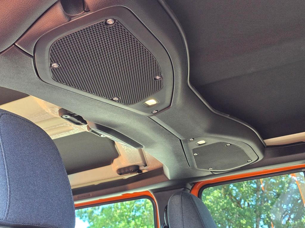 2025 Jeep Wrangler 4-Door Willys - Photo 21