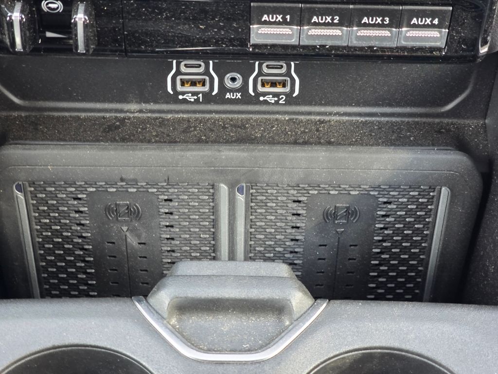 2025 RAM 3500 Laramie - Photo 16