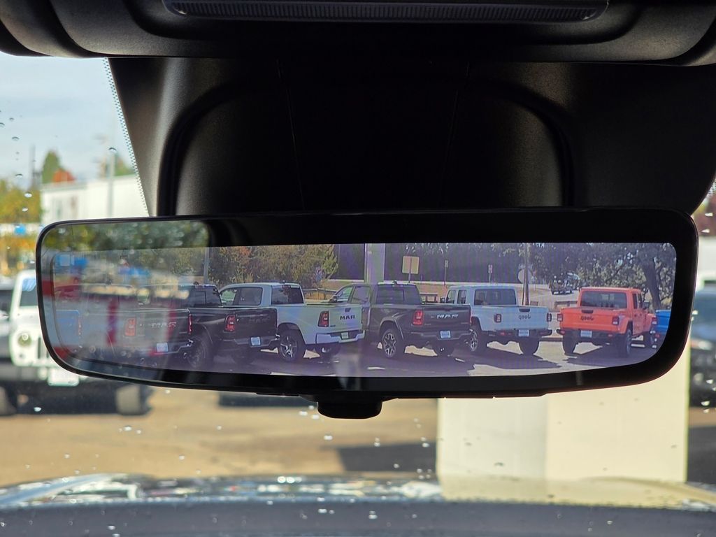 2025 RAM 3500 Laramie - Photo 22