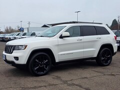 2012 Jeep Grand Cherokee Laredo SUV