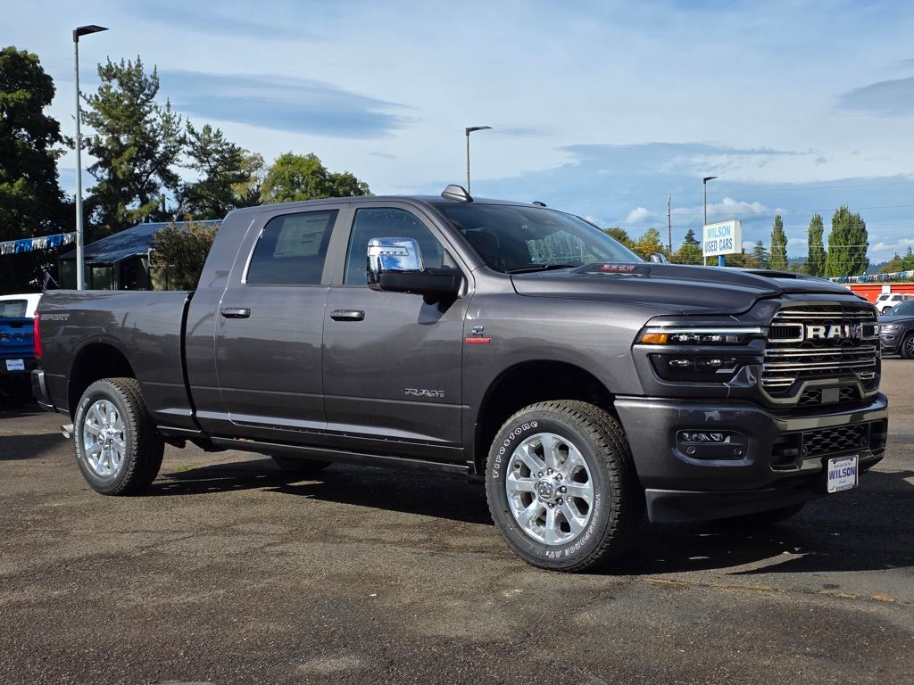 2025 RAM 3500 Laramie - Photo 29