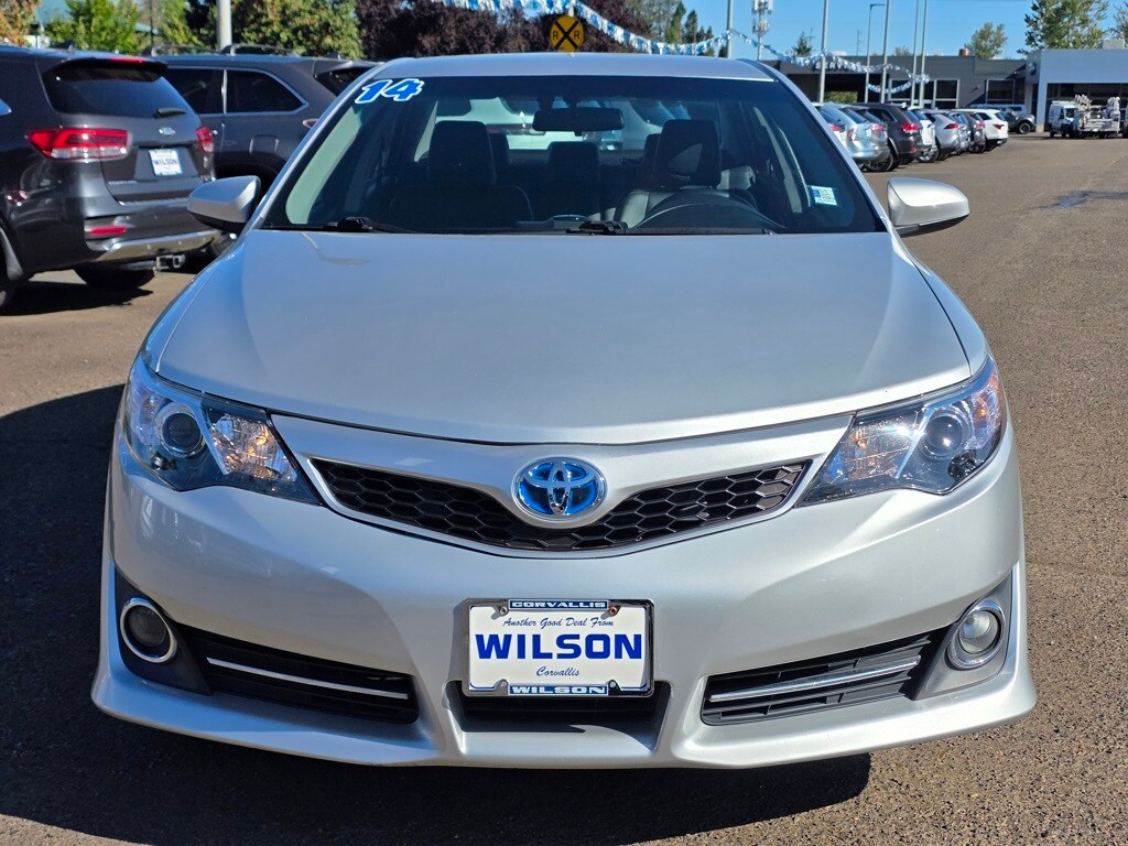2014 Toyota Camry Hybrid SE photo 3