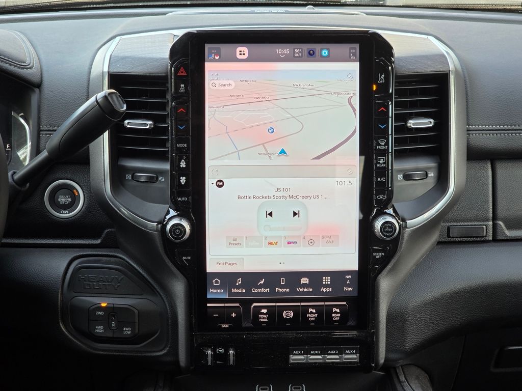 2025 RAM 3500 Laramie - Photo 12