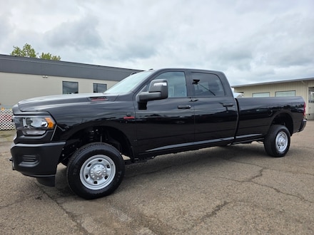 2024 Ram 2500 TRADESMAN CREW CAB 4X4 8' BOX Pickup