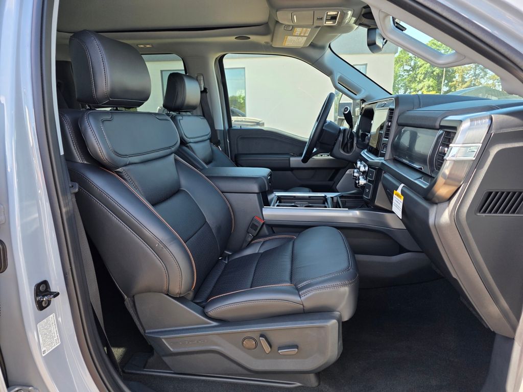 2025 Ford F-350 Super Duty Lariat - Photo 21