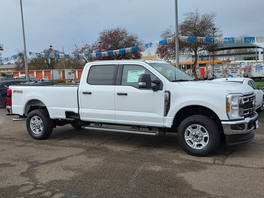 New 2025 Ford F-350SD XLT Truck