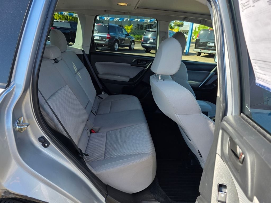 2018 Subaru Forester Premium - Photo 22