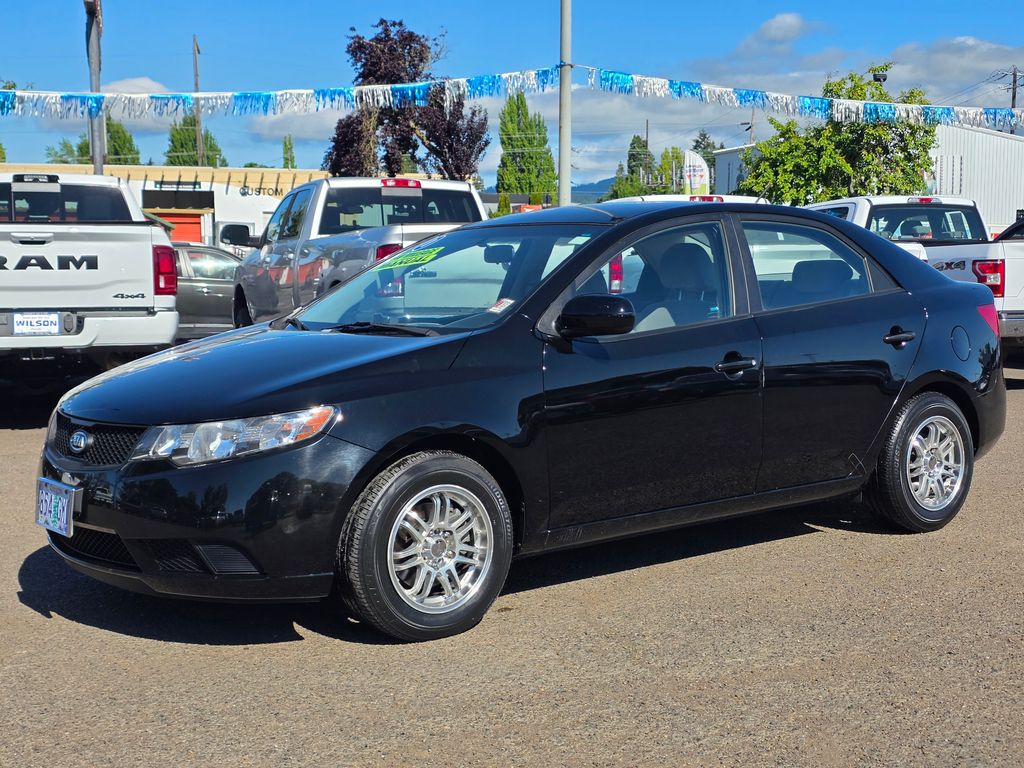 2010 Kia Forte LX's photo