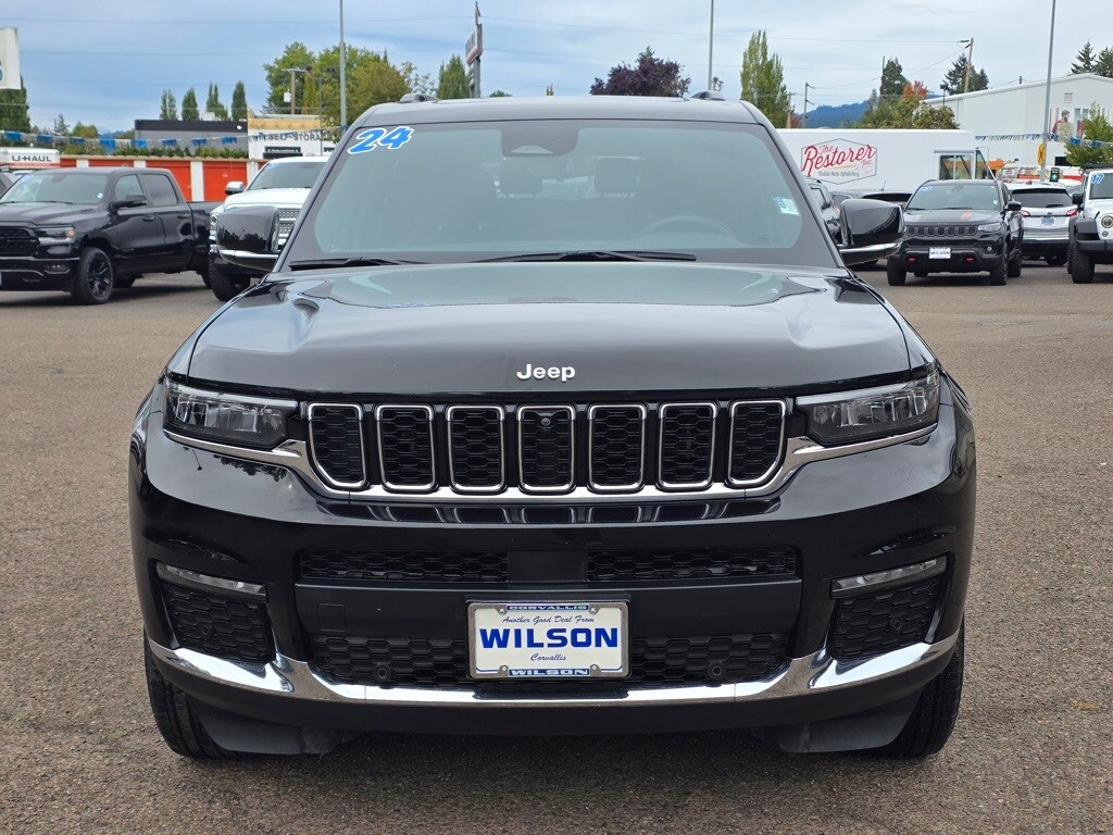 2024 Jeep Grand Cherokee Limited photo 3