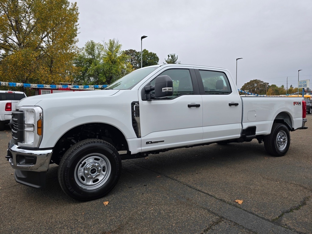 2024 Ford F-250 Super Duty XL's photo