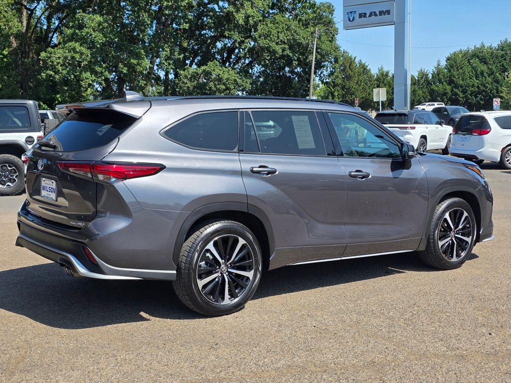 2021 Toyota Highlander XSE - Photo 35