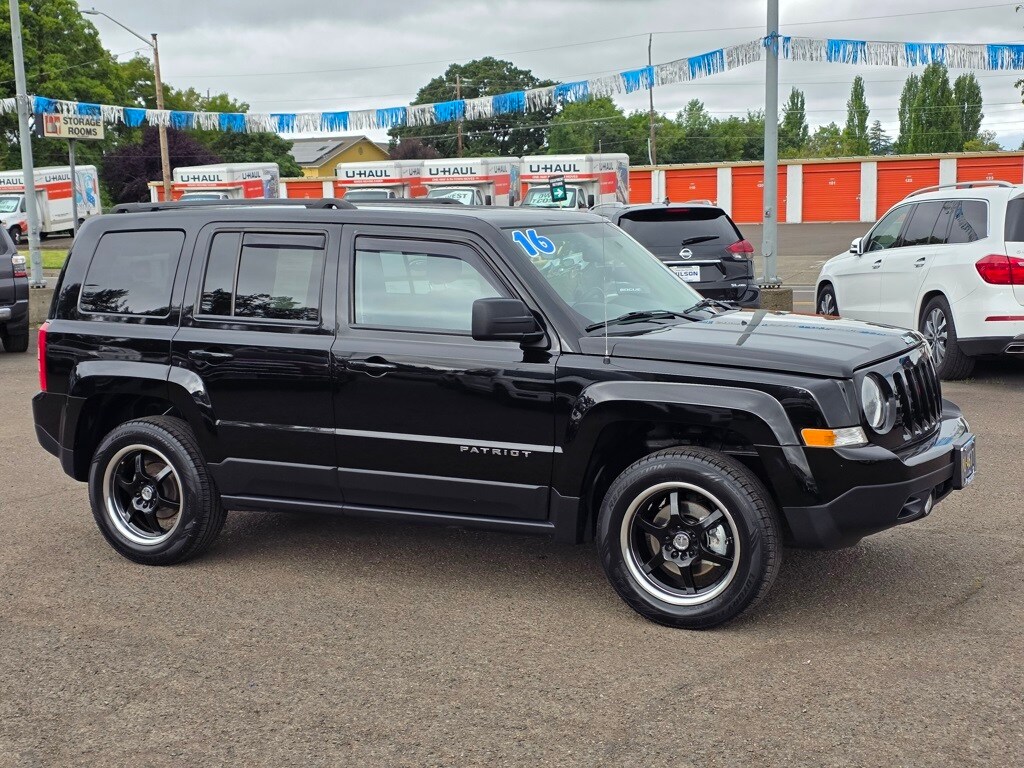Used 2016 Jeep Patriot Latitude with VIN 1C4NJRFB2GD742144 for sale in Corvallis, OR