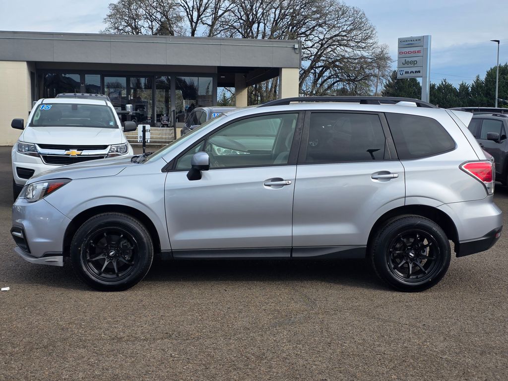 2018 Subaru Forester Premium - Photo 26