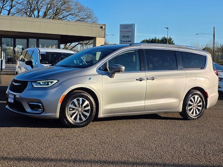 2021 Chrysler Pacifica Hybrid Touring L Minivan/Van