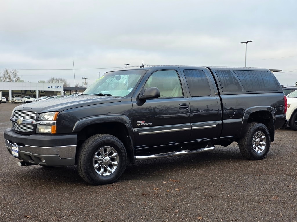 2003 Chevrolet Silverado 2500HD's photo