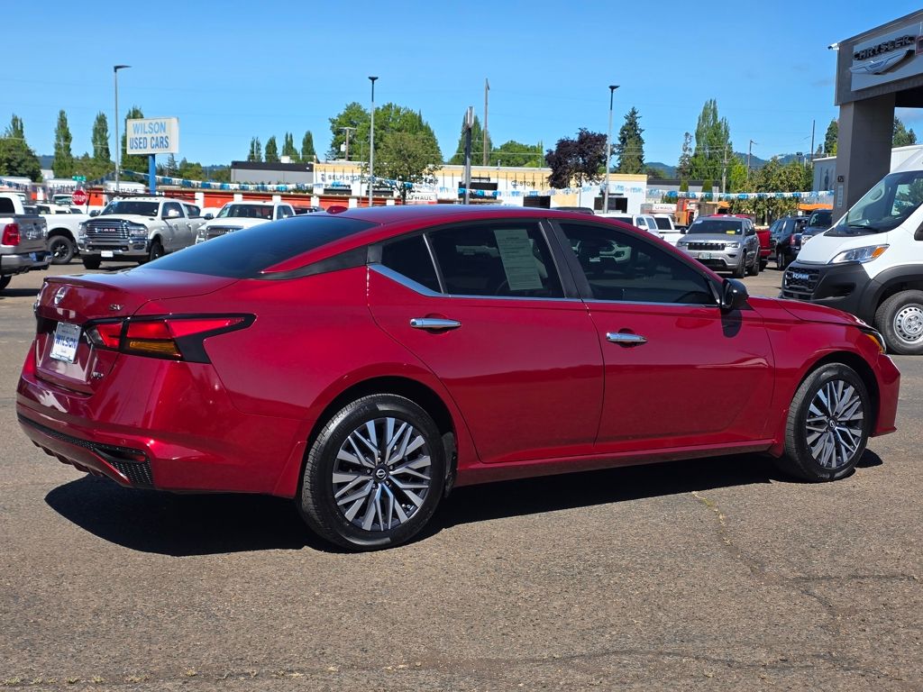 2024 Nissan Altima SV - Photo 28