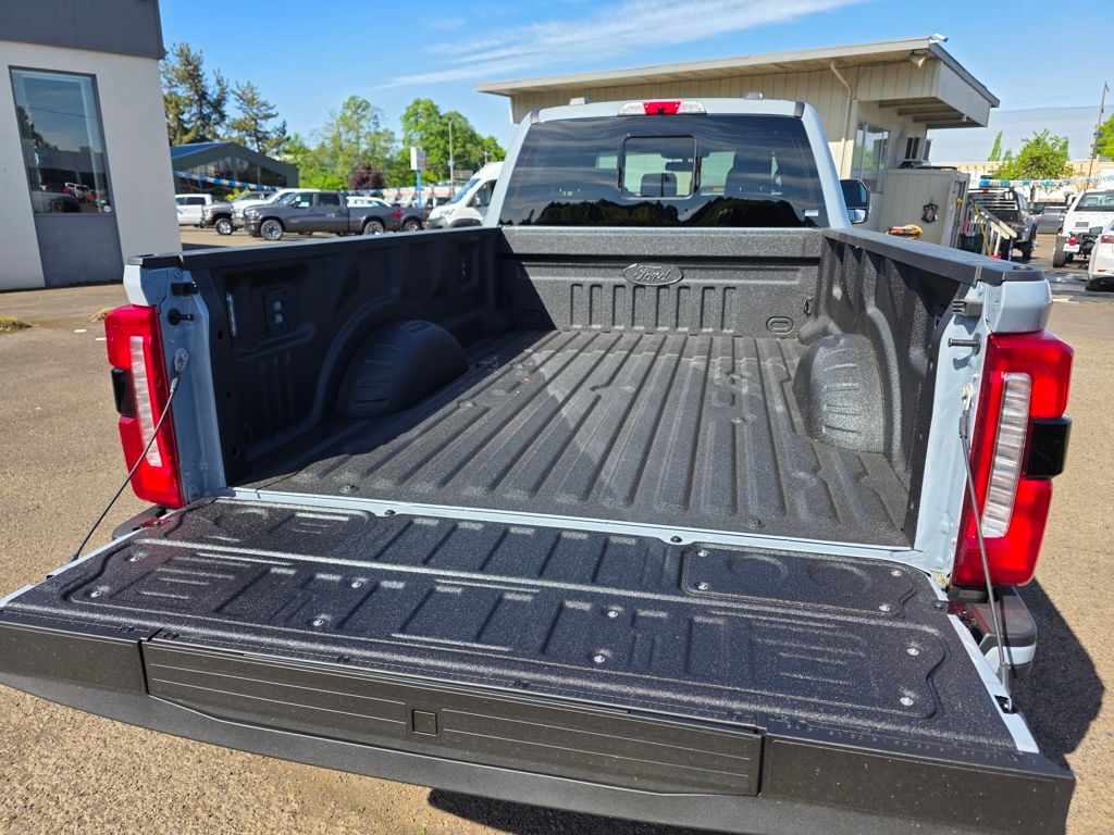 2025 Ford F-350 Super Duty Lariat - Photo 31