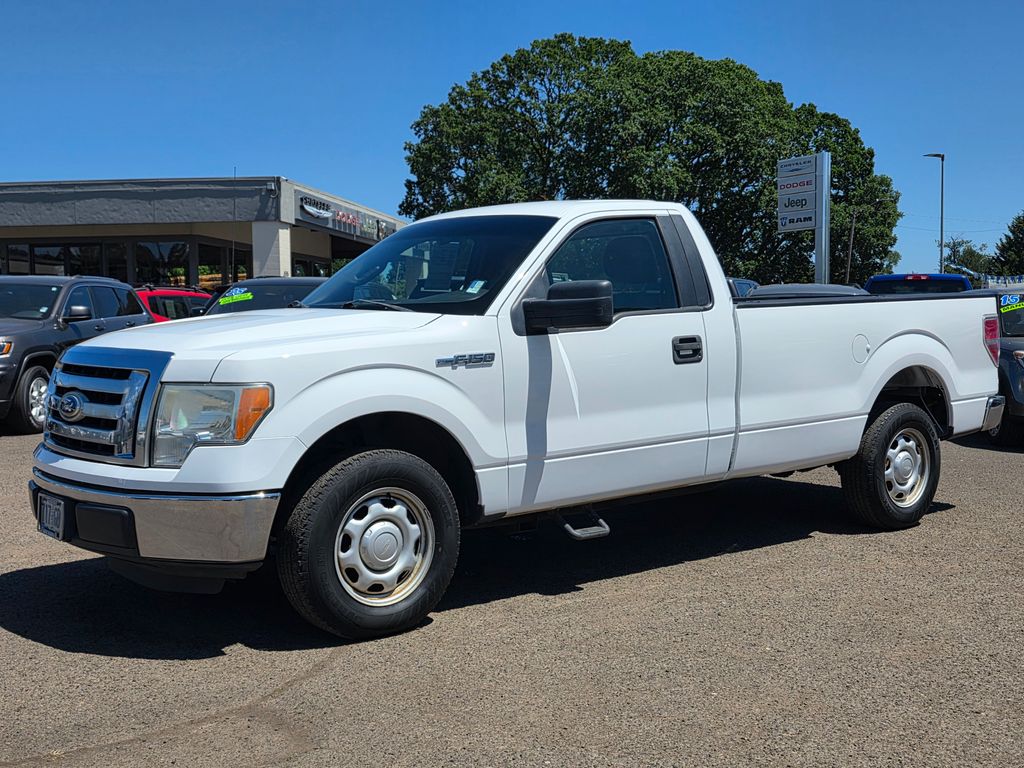 2011 Ford F-150 XL Regular Cab 126-in's photo