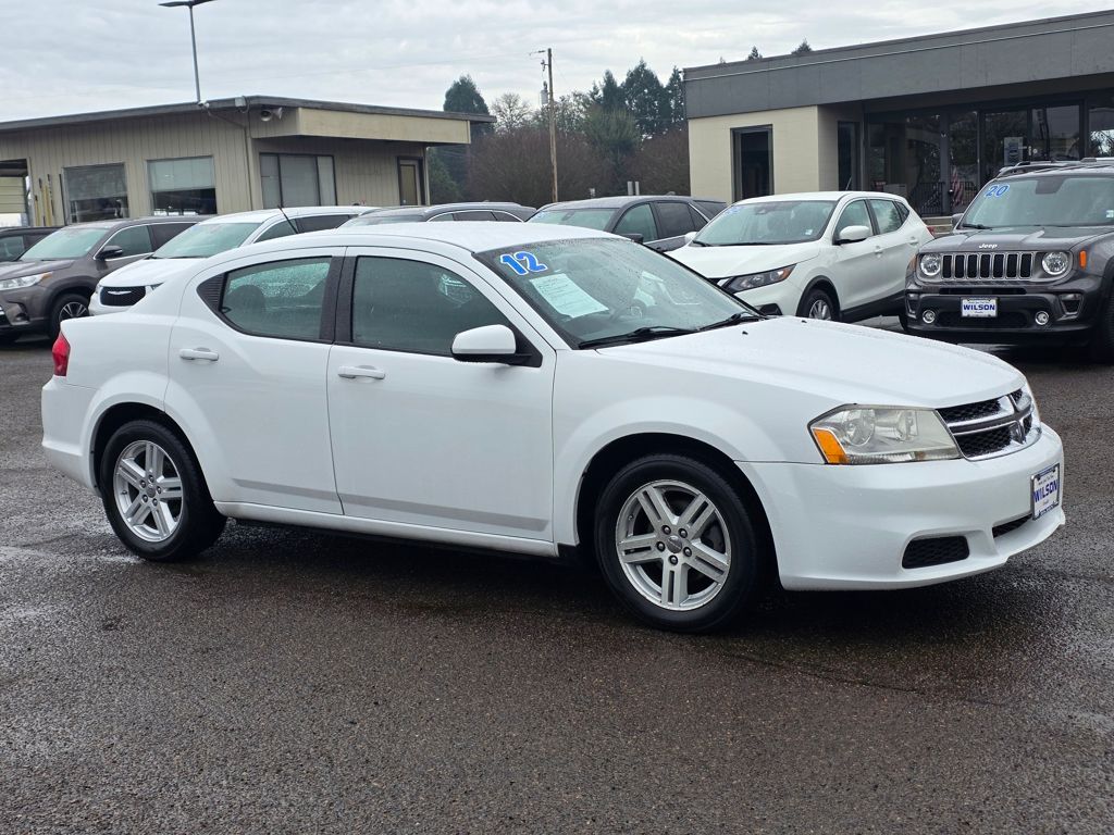 2012 Dodge Avenger SXT photo 3