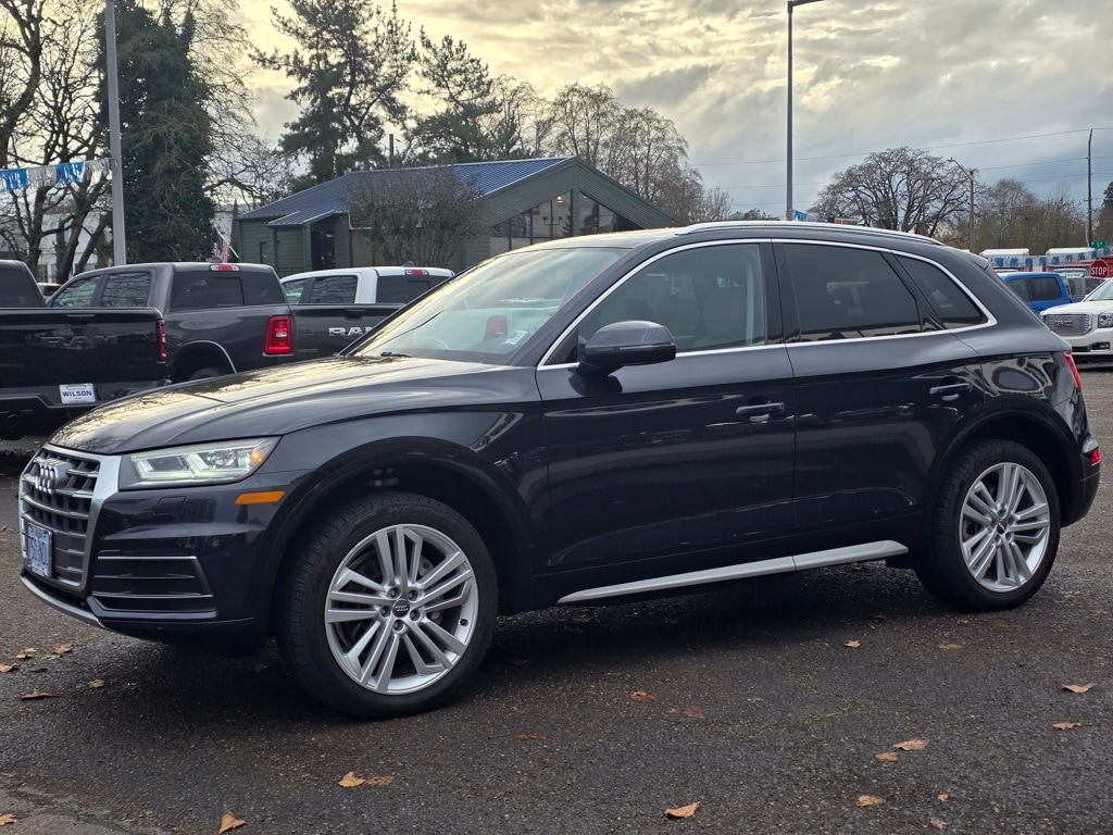 2018 Audi Q5 Premium Plus's photo